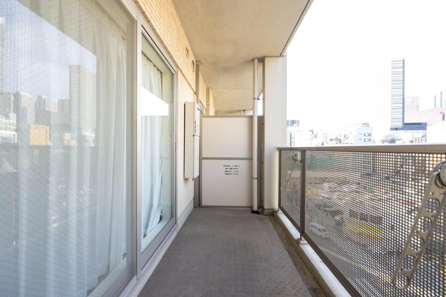 Puraz Tower Higashi-shinjuku Apartment Tokyo