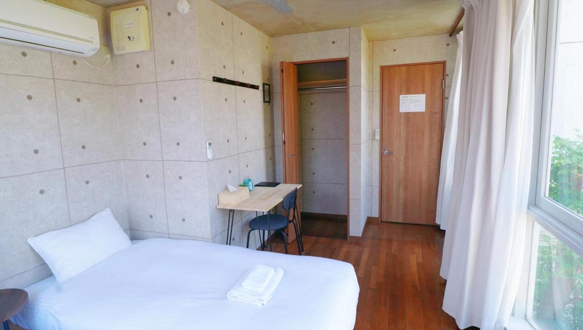 Xinyuan House *
