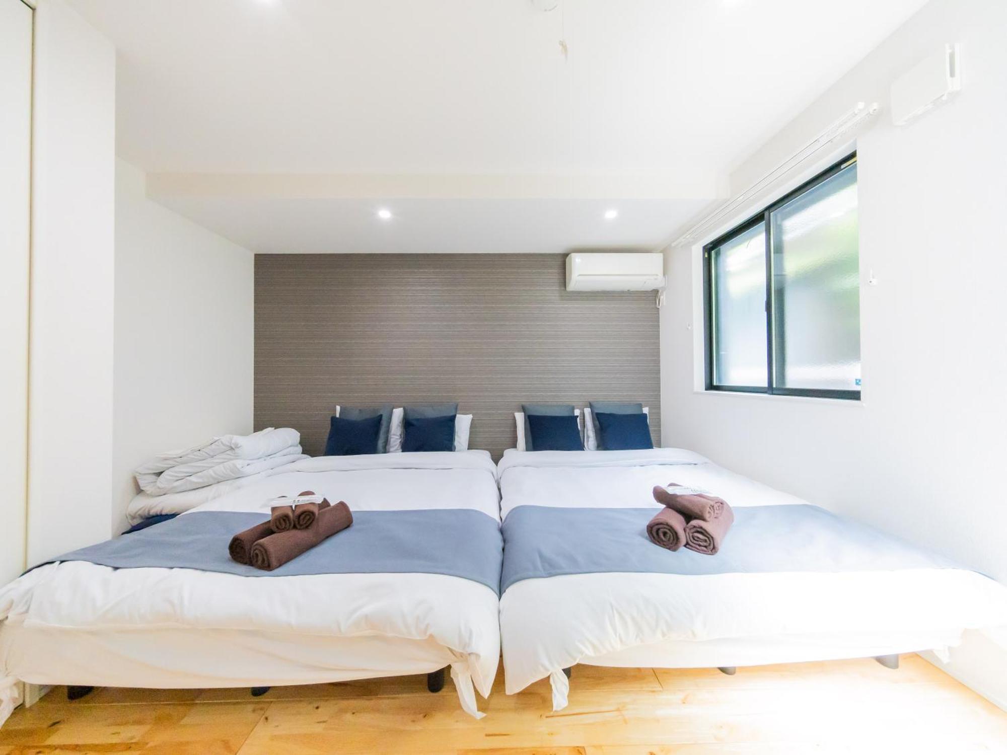 Apartment テラス平井 *