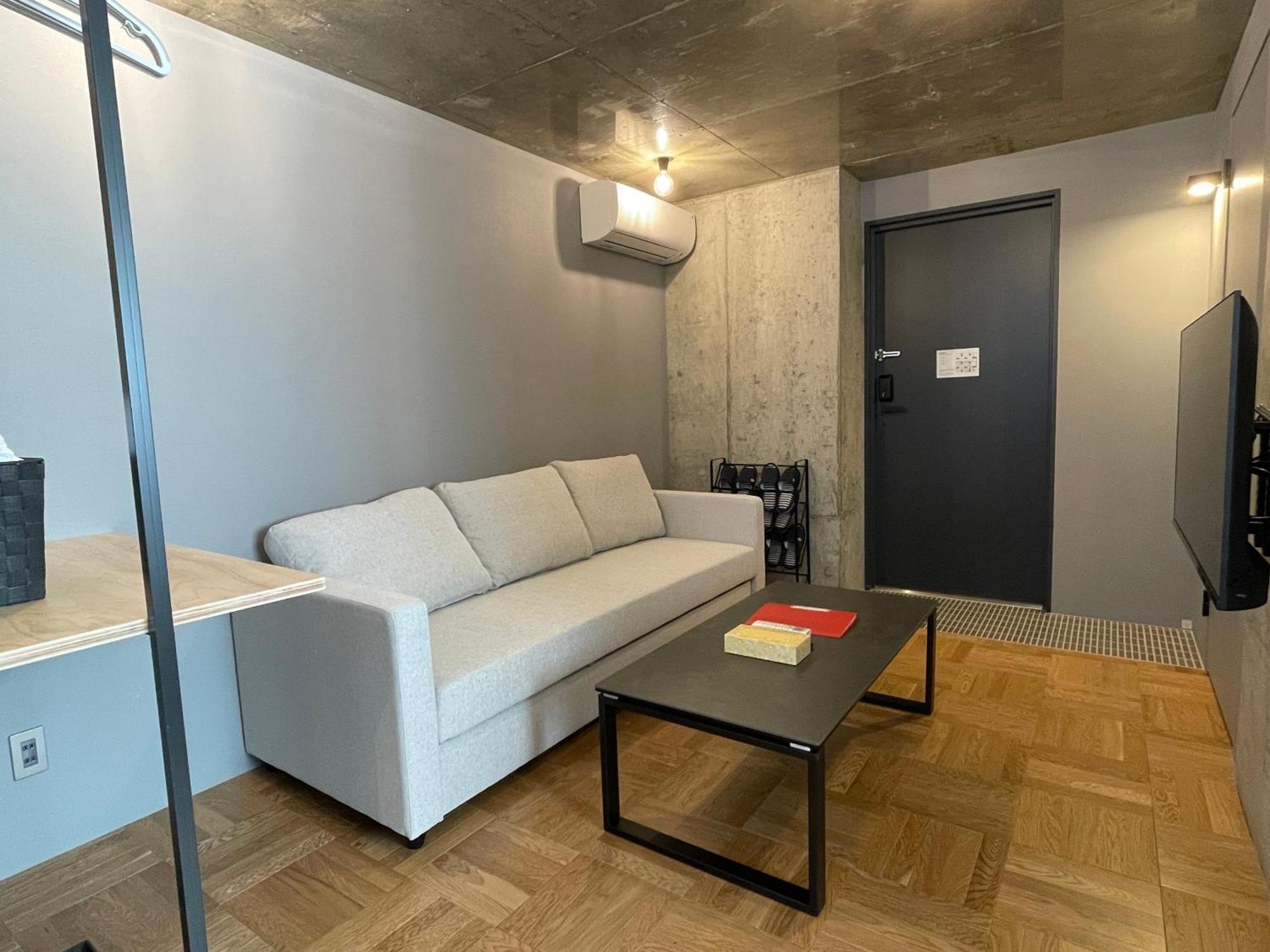 Apartment Prism Ogu *