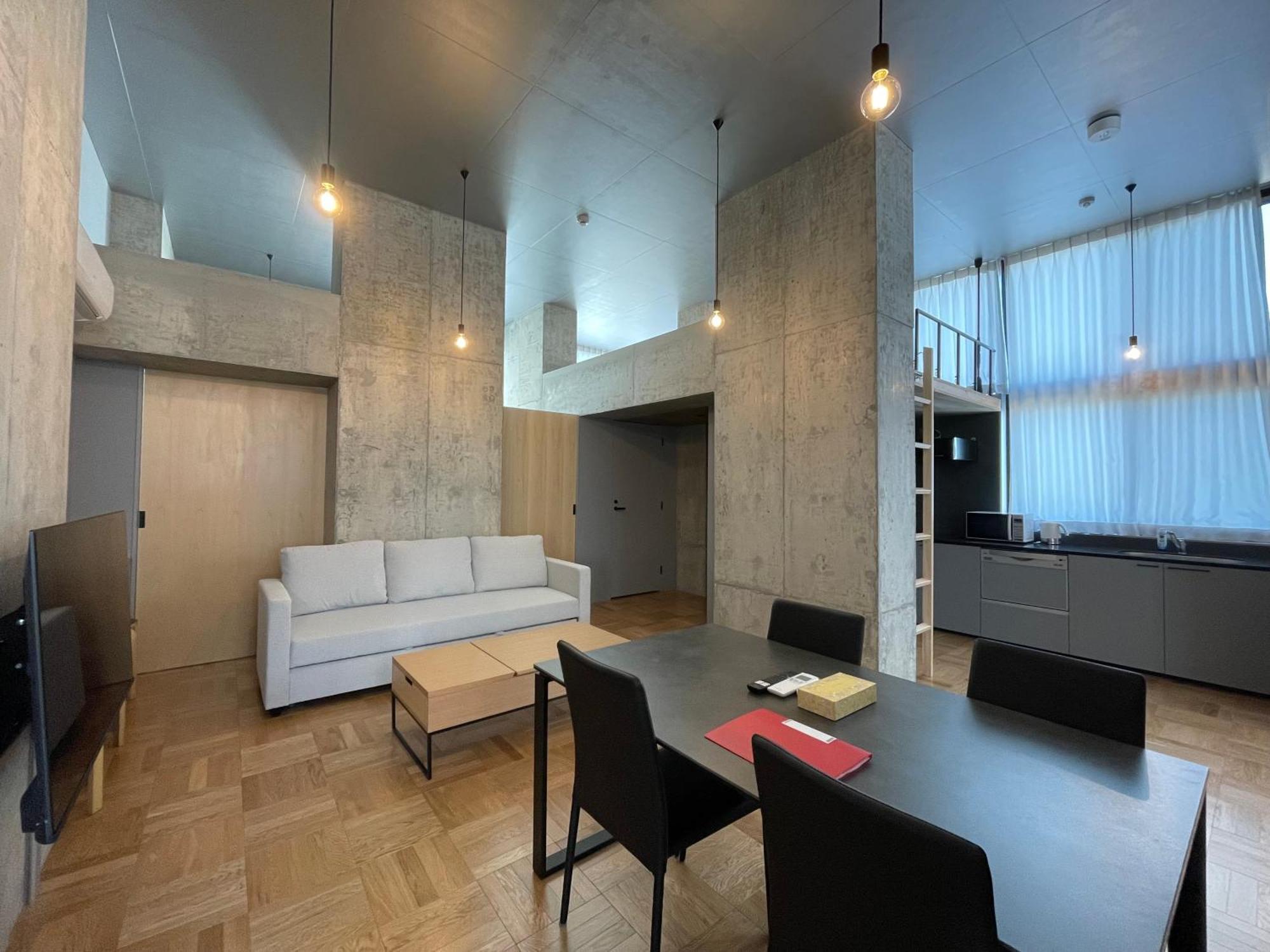 Apartment Prism Ogu