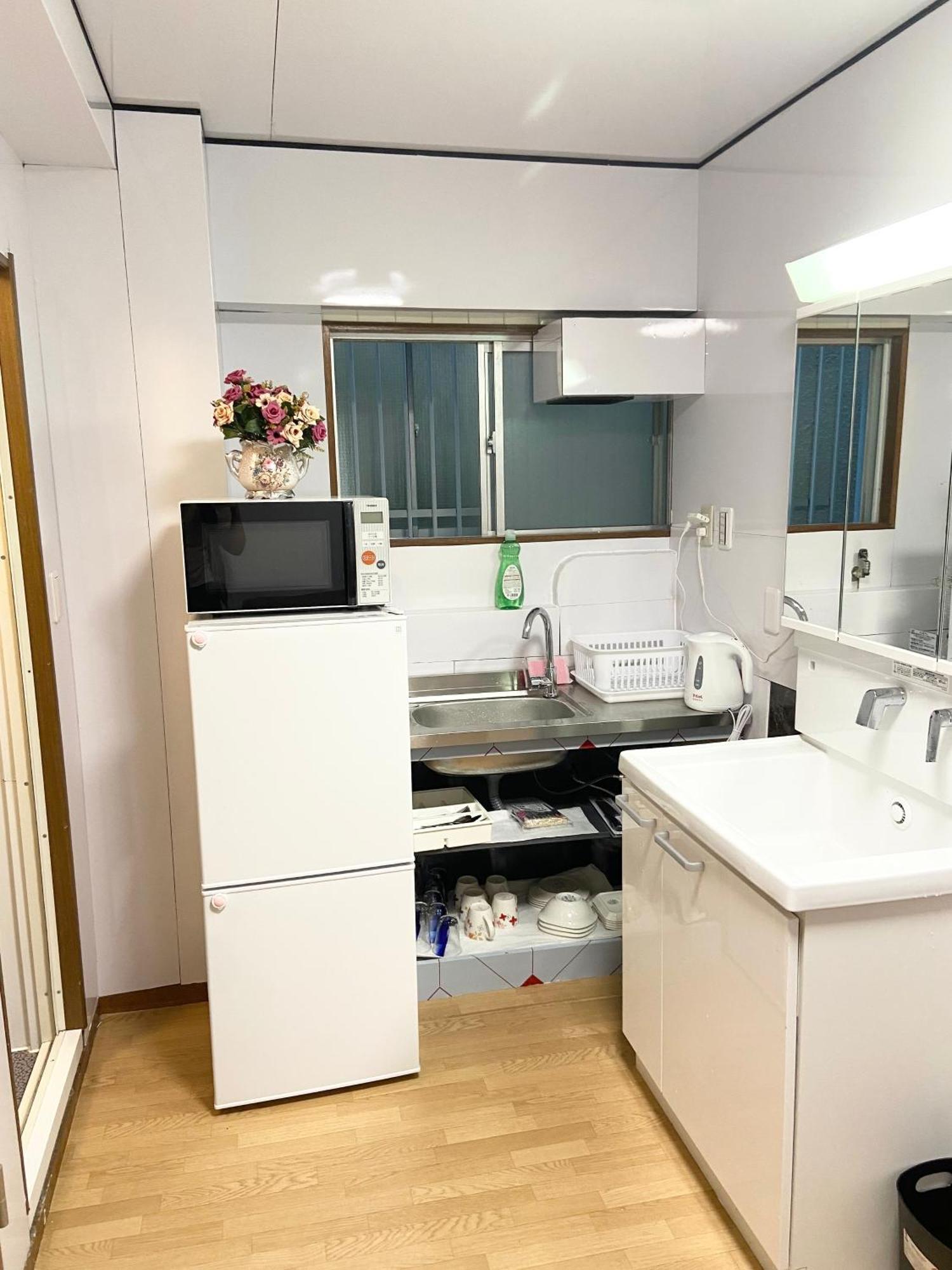 Ueno正和ビル Apartment *