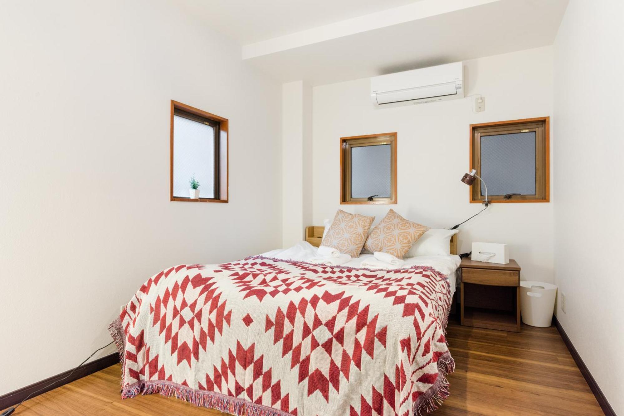 Apartment 30, Mizue, Entire House For Rent Tokyo