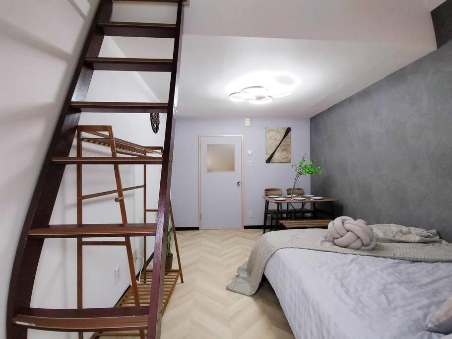 Apartment 202 Shinjuku Center- 10mins From Shinjuku St A- 2mins Okubo- Max6p-2room-涉谷六本木银座直达 *
