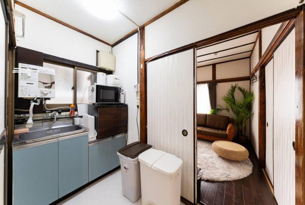 Apartment Shinjuku , 3min Walk Okubo Sta,switch,wi-fi,movies *