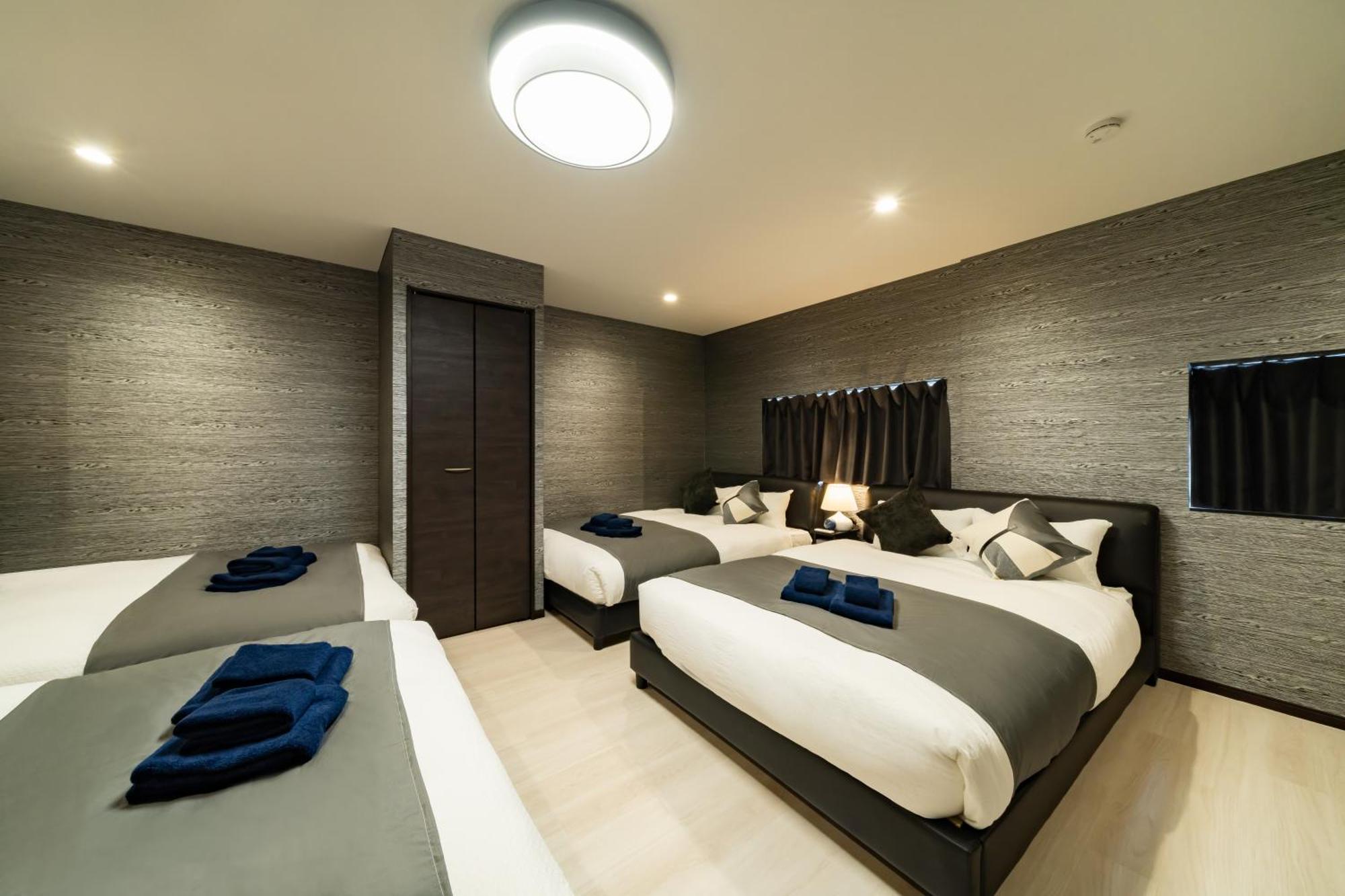 Apartment 90, Yotsugi-a, Private House