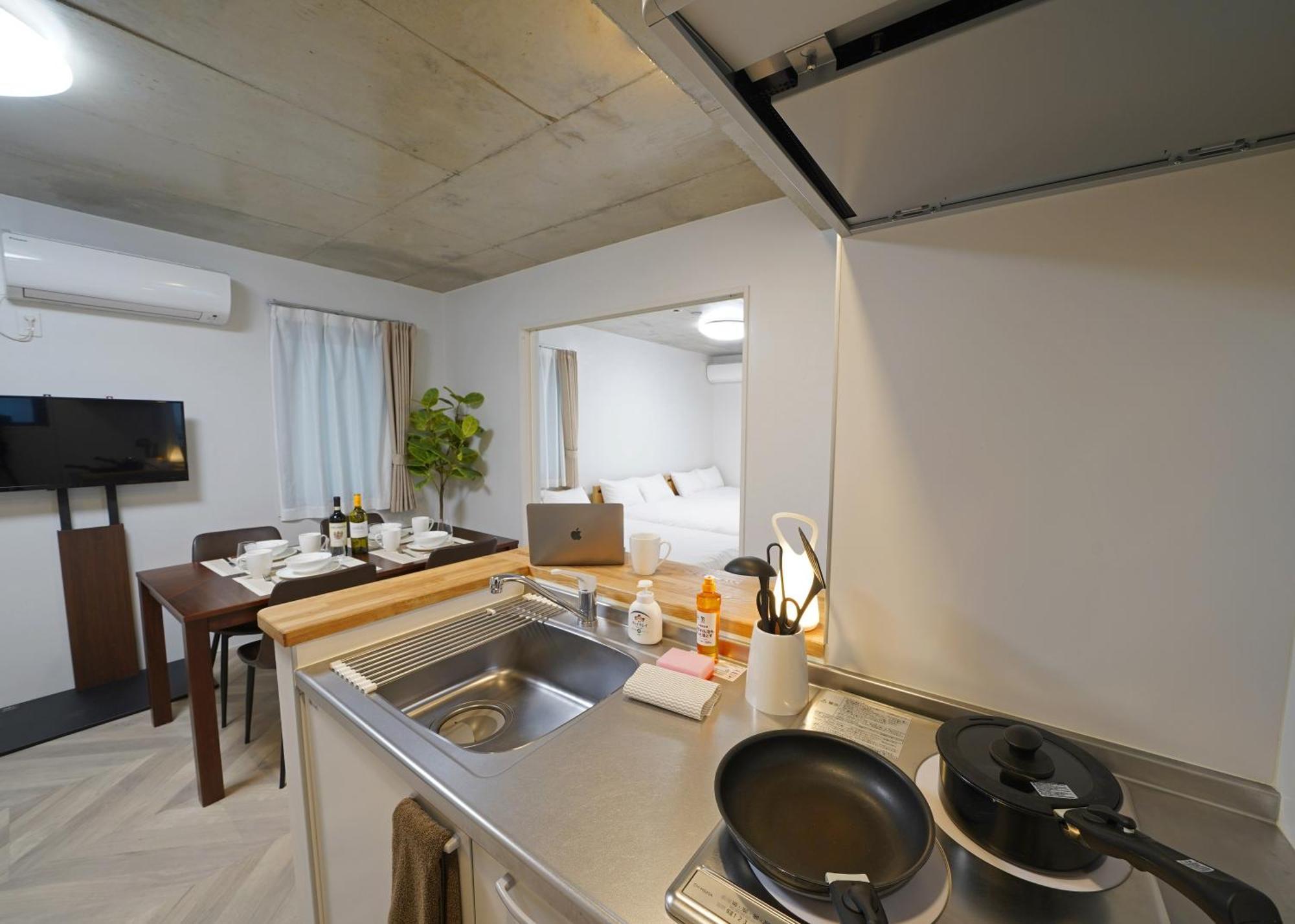 Laffitte West Apartment Tokyo