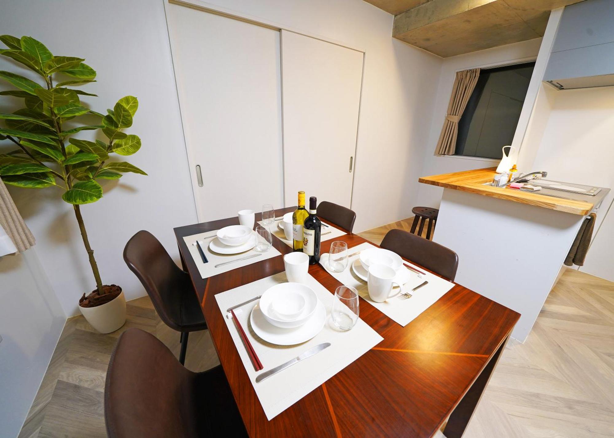 Laffitte West Apartment