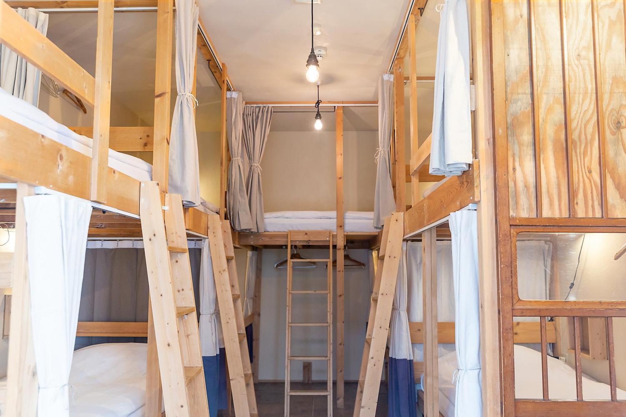 Hostel Hikari *