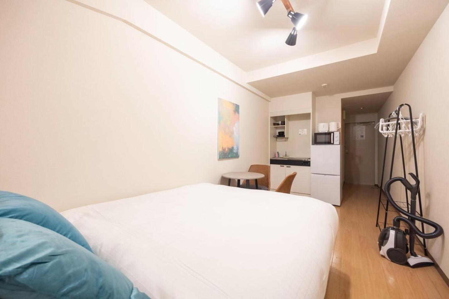 Shinjuku Okada Building Apartment *