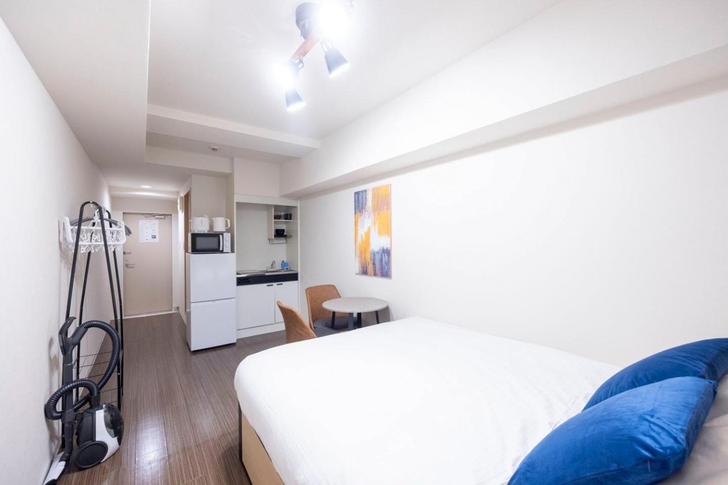 Shinjuku Okada Building Apartment *