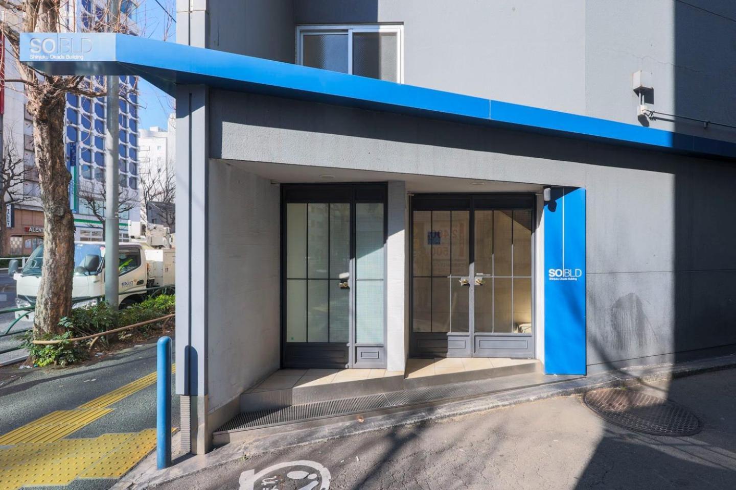 Shinjuku Okada Building Apartment