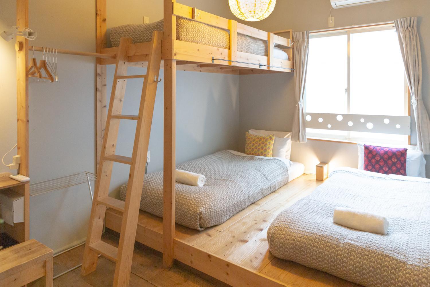 Hostel Hikari