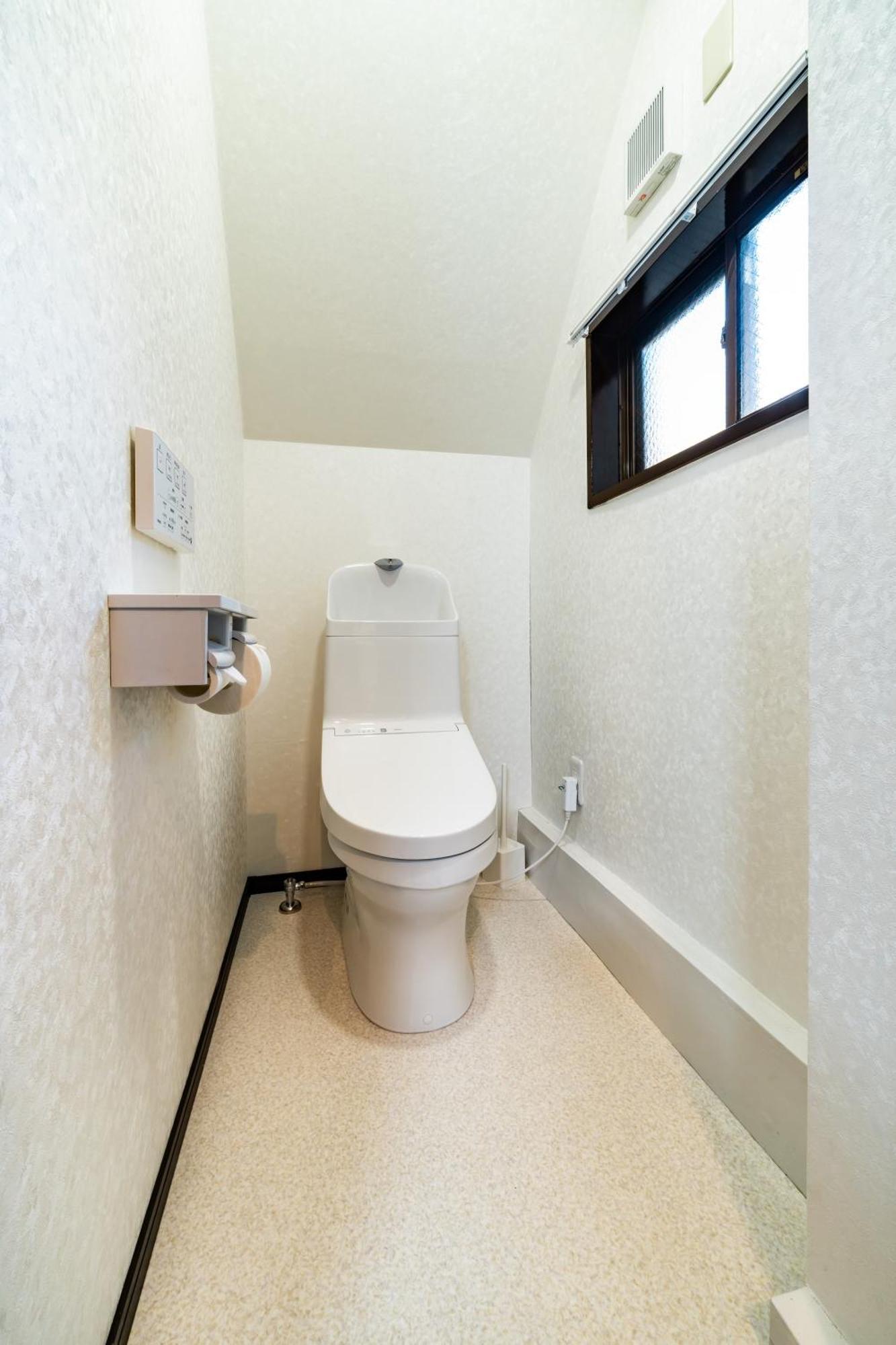 Apartment 84-2, Shiomi 102, Entire For Rent Tokyo