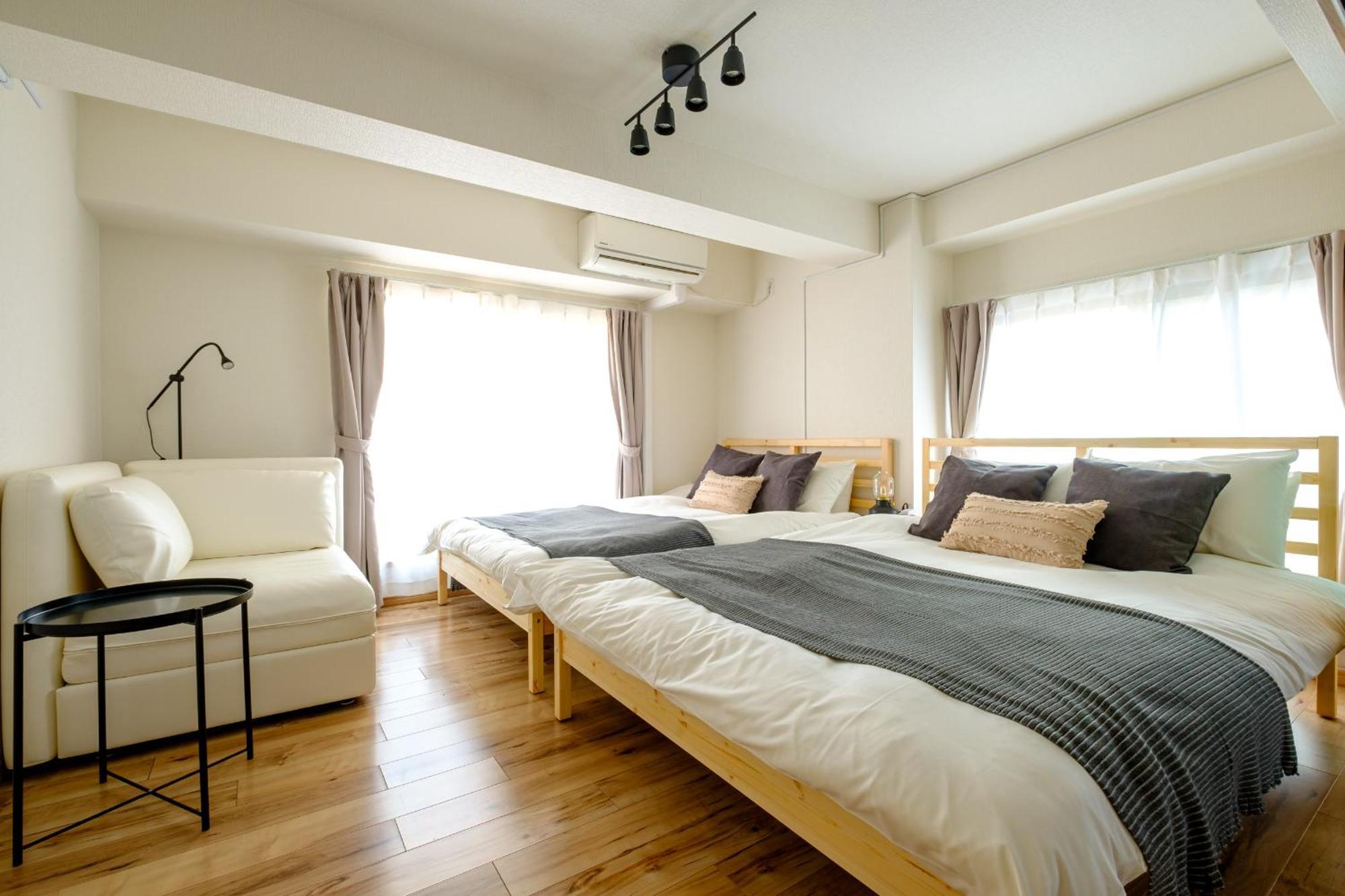 Apartment 長者丸ビル *