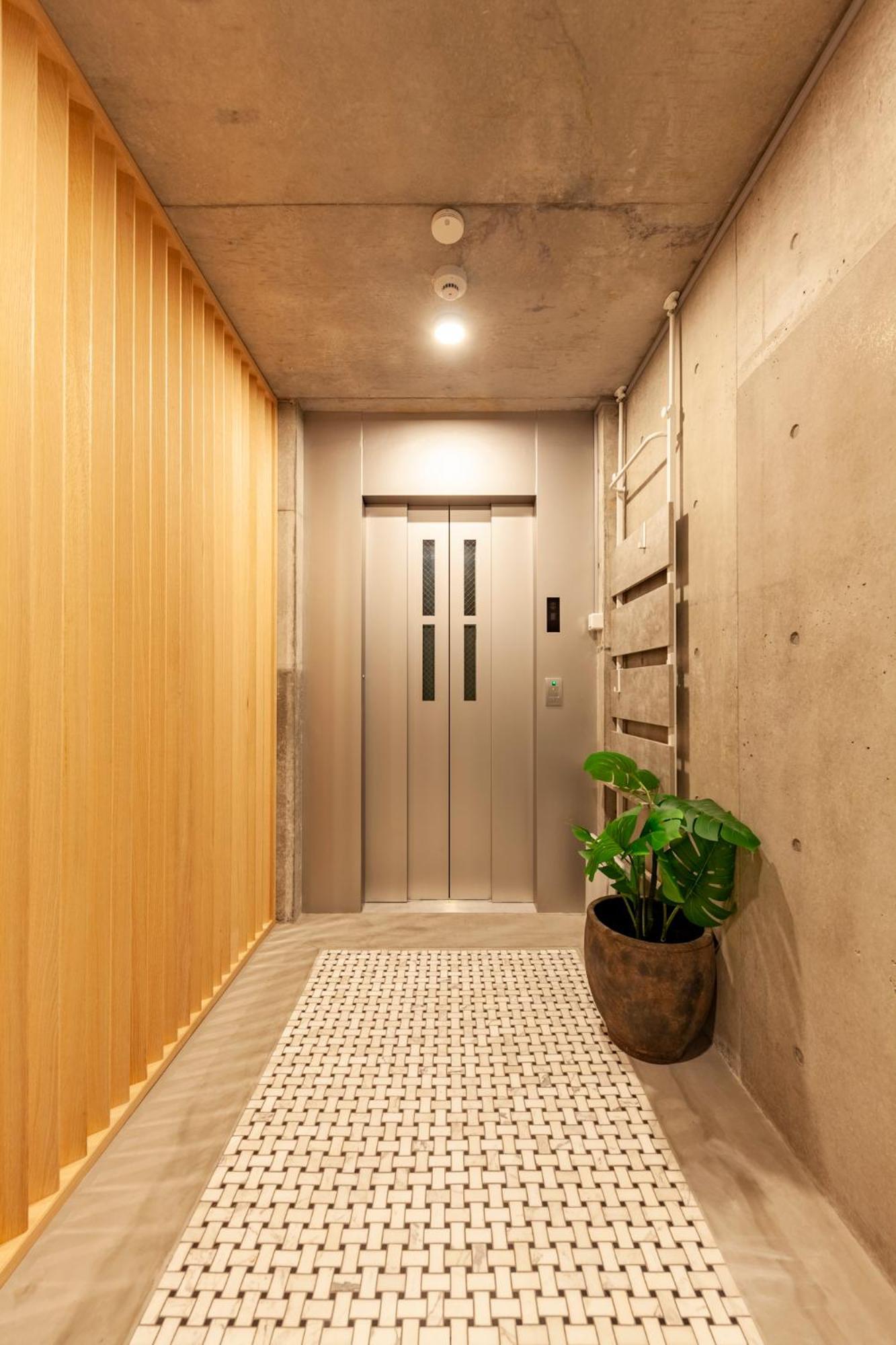 Apartment Shinjuku Kagurazaka Front New *