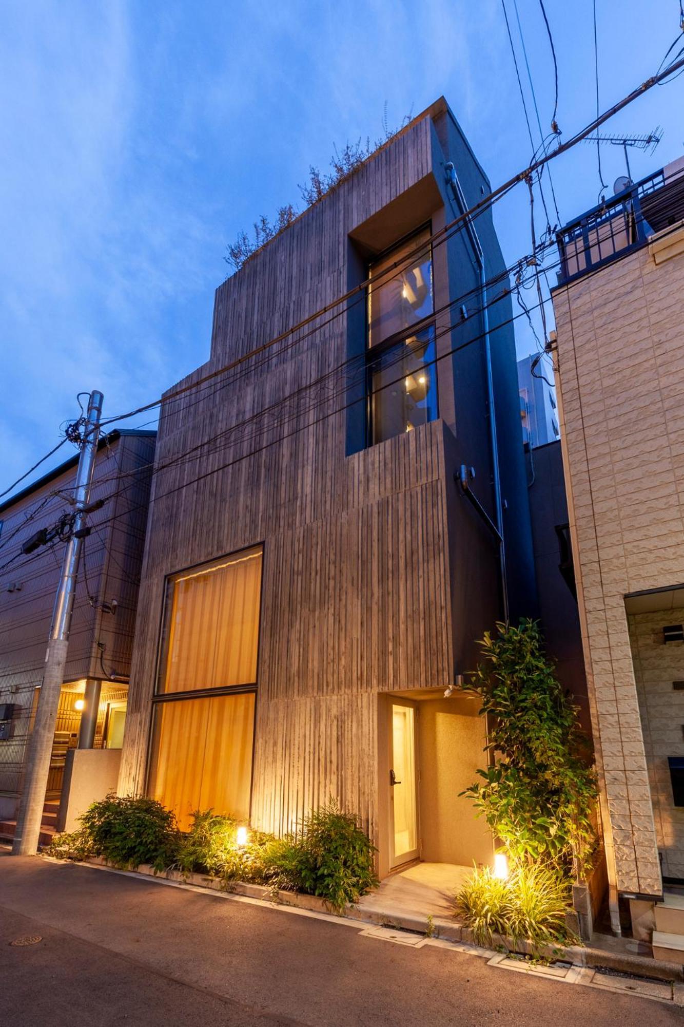 Shinjuku Kagurazaka Front New *