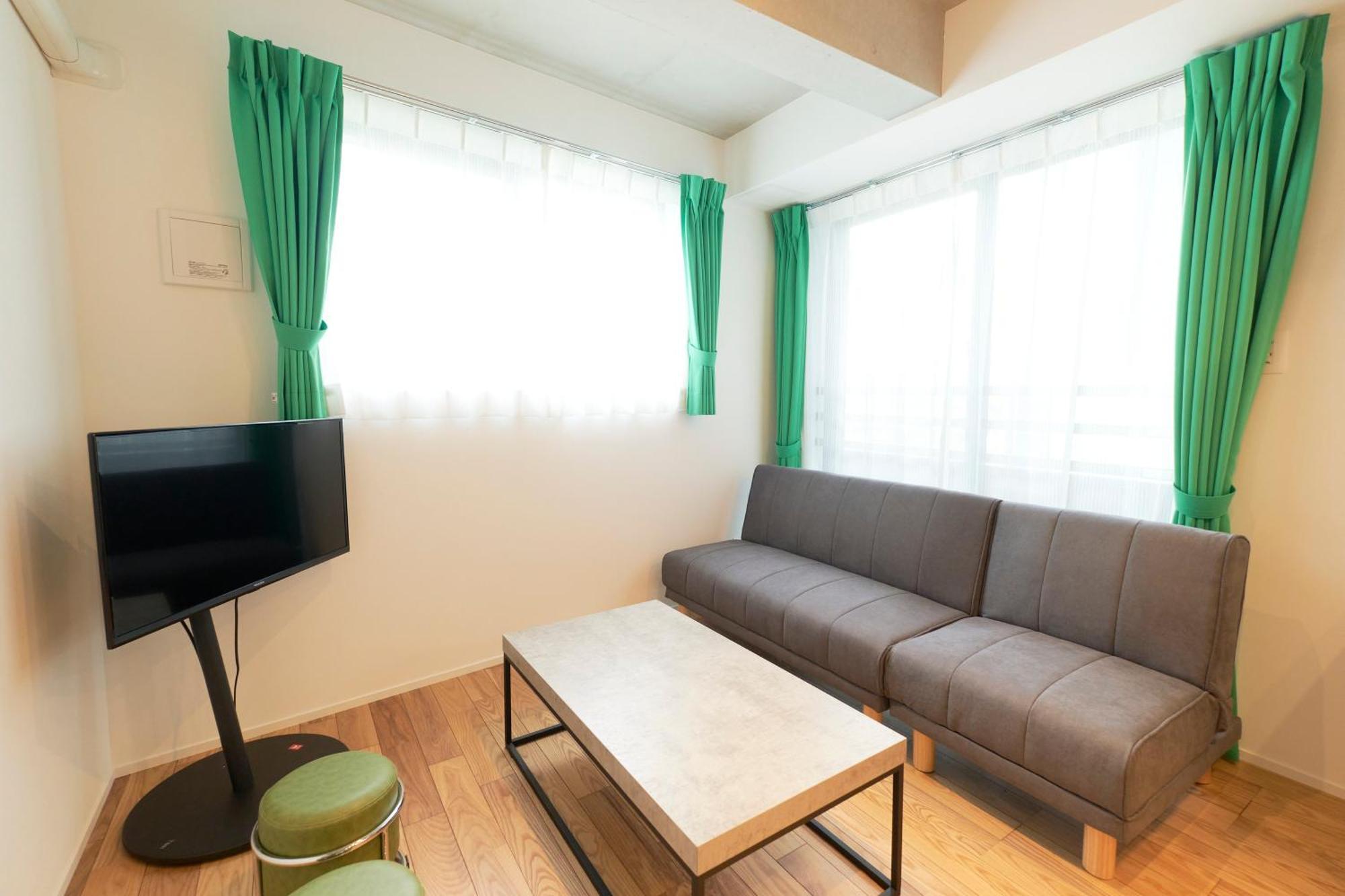 Frontier Comfort Kitaikebukuro Tokyo
