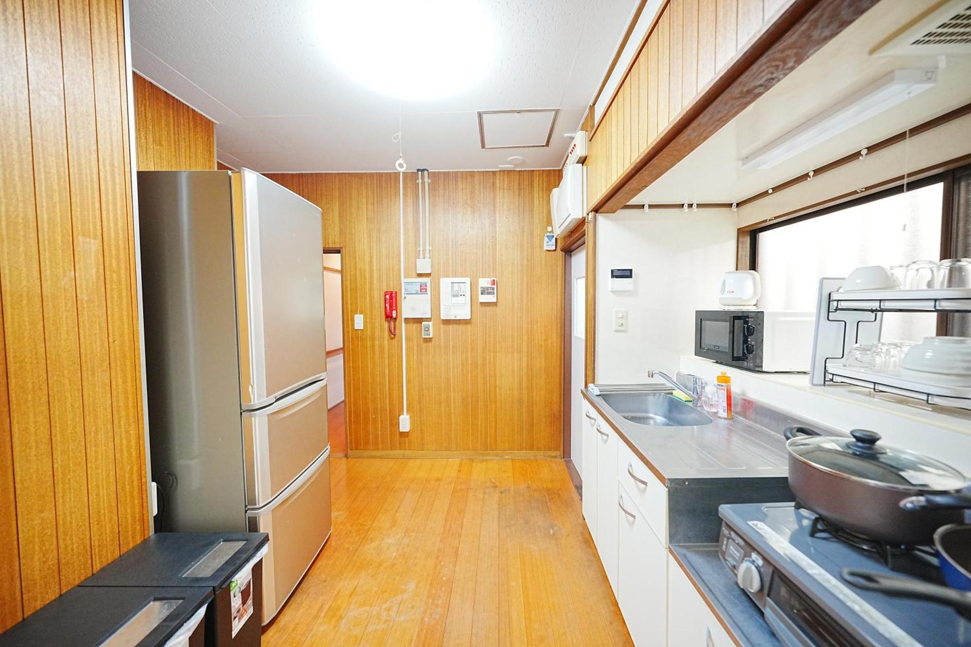Villa Family Or Business Travel 20 Percent Off丨200 Sqm 丨 14 Min To Shinjuku 丨century-old Japanese Garden 丨3 Parking Spaces丨4 Bedrooms *