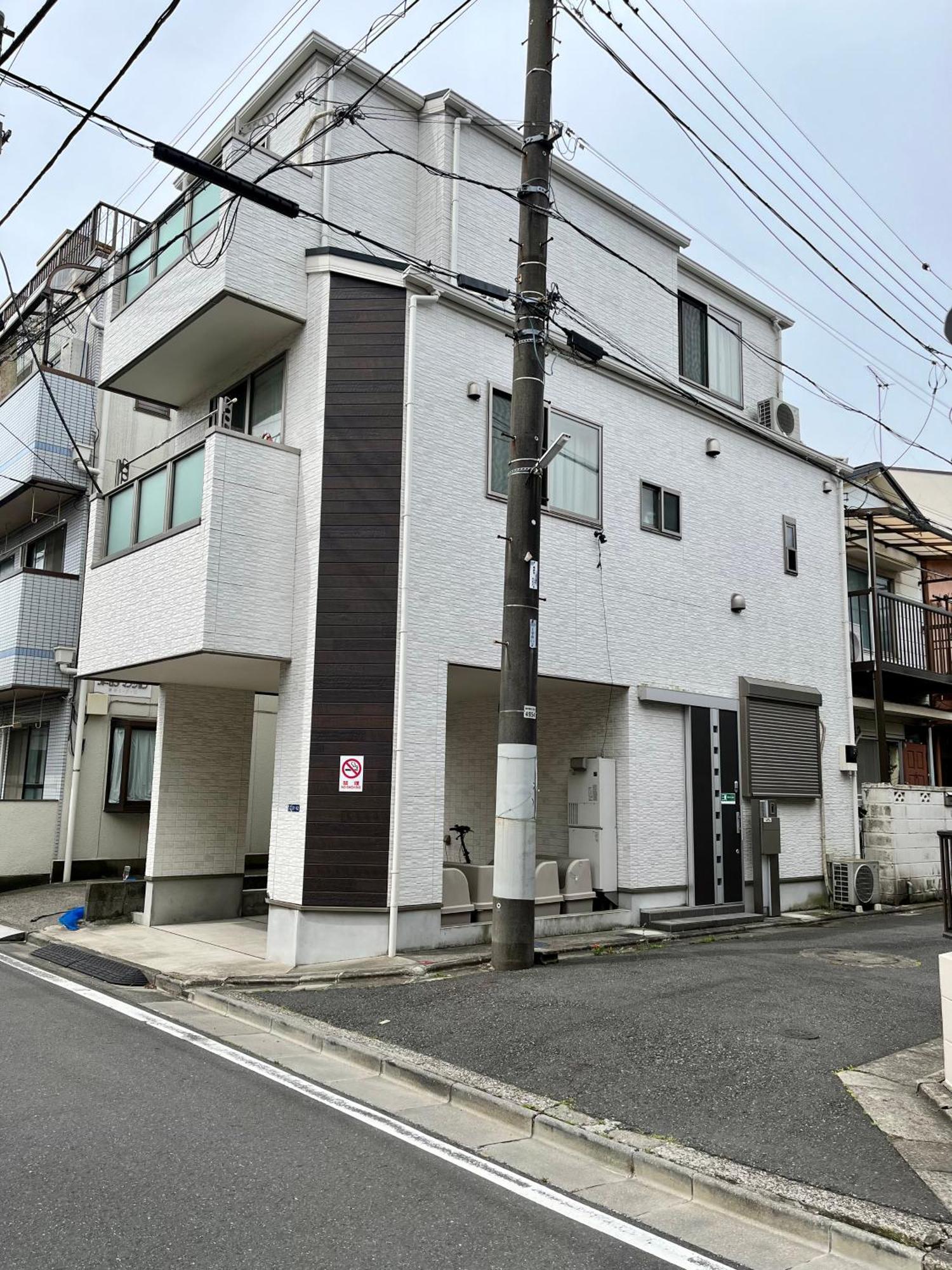 Detached House, 3min Walk To Stn, 17min To Asakusa, 10min To Skytree, Direct To Tyo Airports, Free Parking Holiday home Tokyo