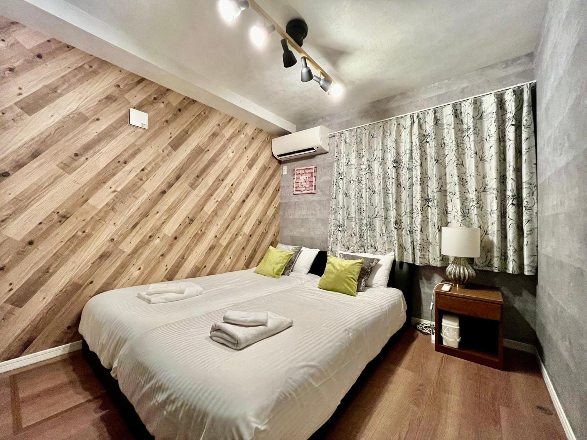 Detached House, 3min Walk To Stn, 17min To Asakusa, 10min To Skytree, Direct To Tyo Airports, Free Parking *