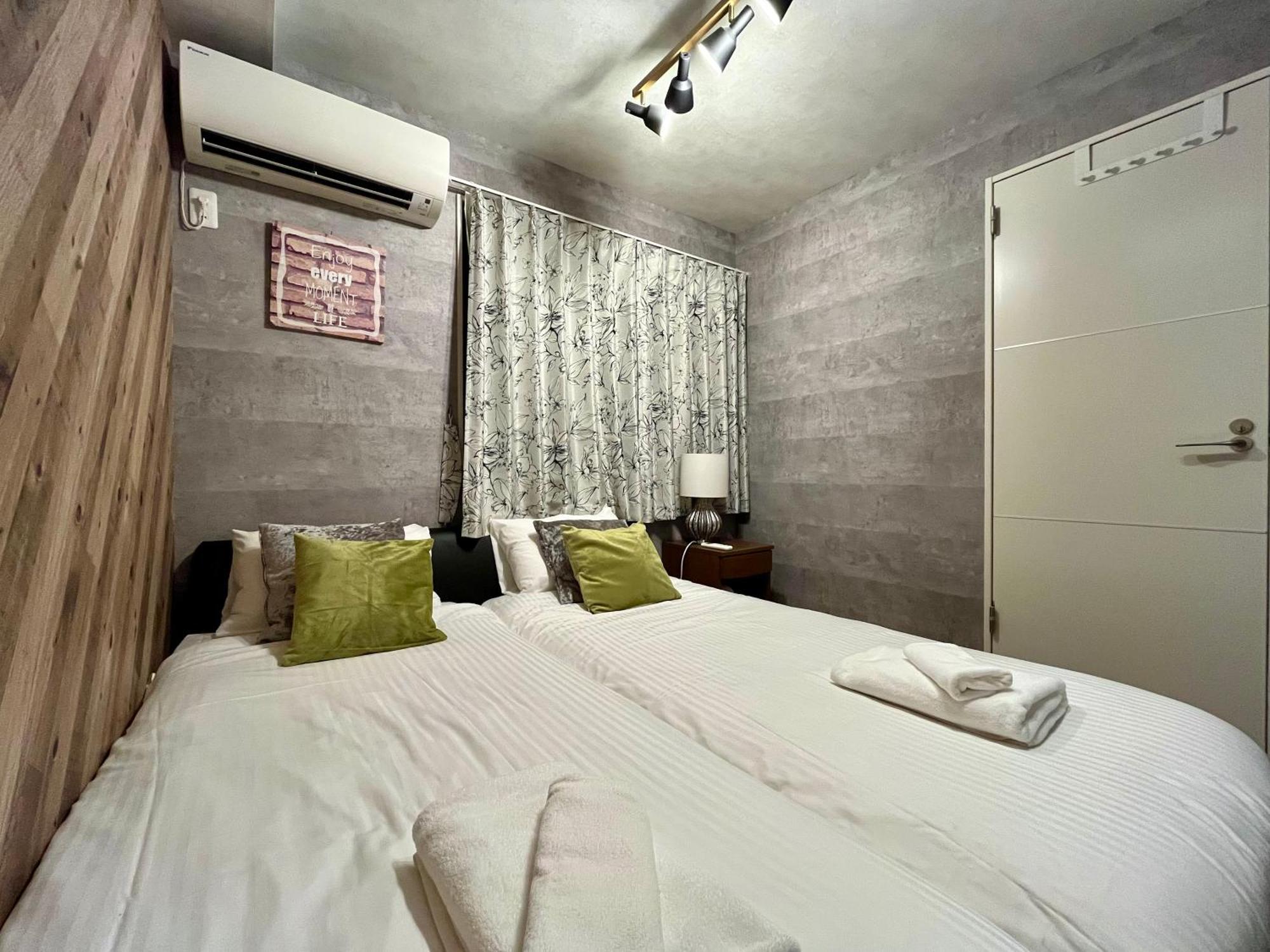 Detached House, 3min Walk To Stn, 17min To Asakusa, 10min To Skytree, Direct To Tyo Airports, Free Parking *