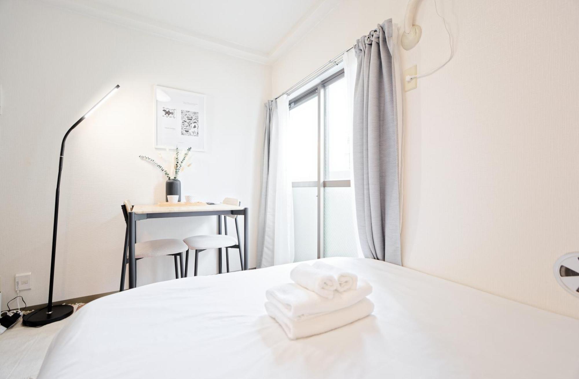 Shinjuku Higashinakano Shiro Apartment