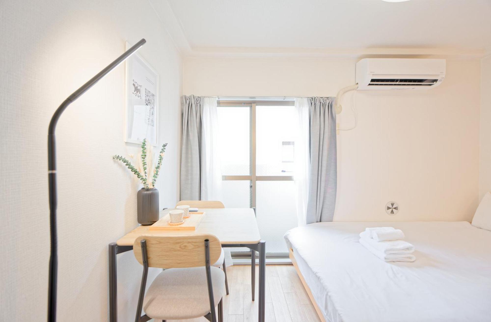 Apartment Shinjuku Higashinakano Shiro Tokyo