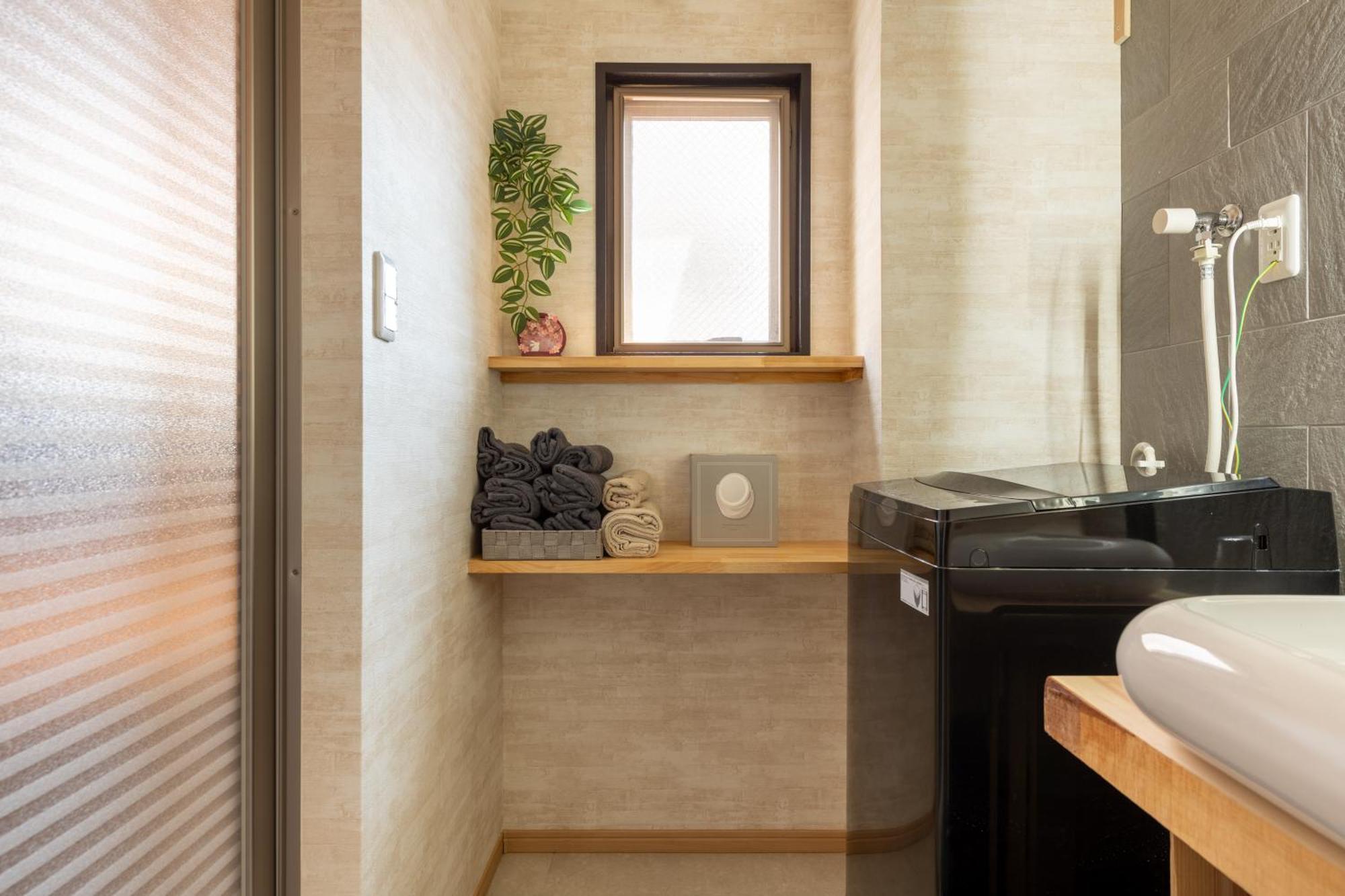 Peace Shinjuku Apartment
