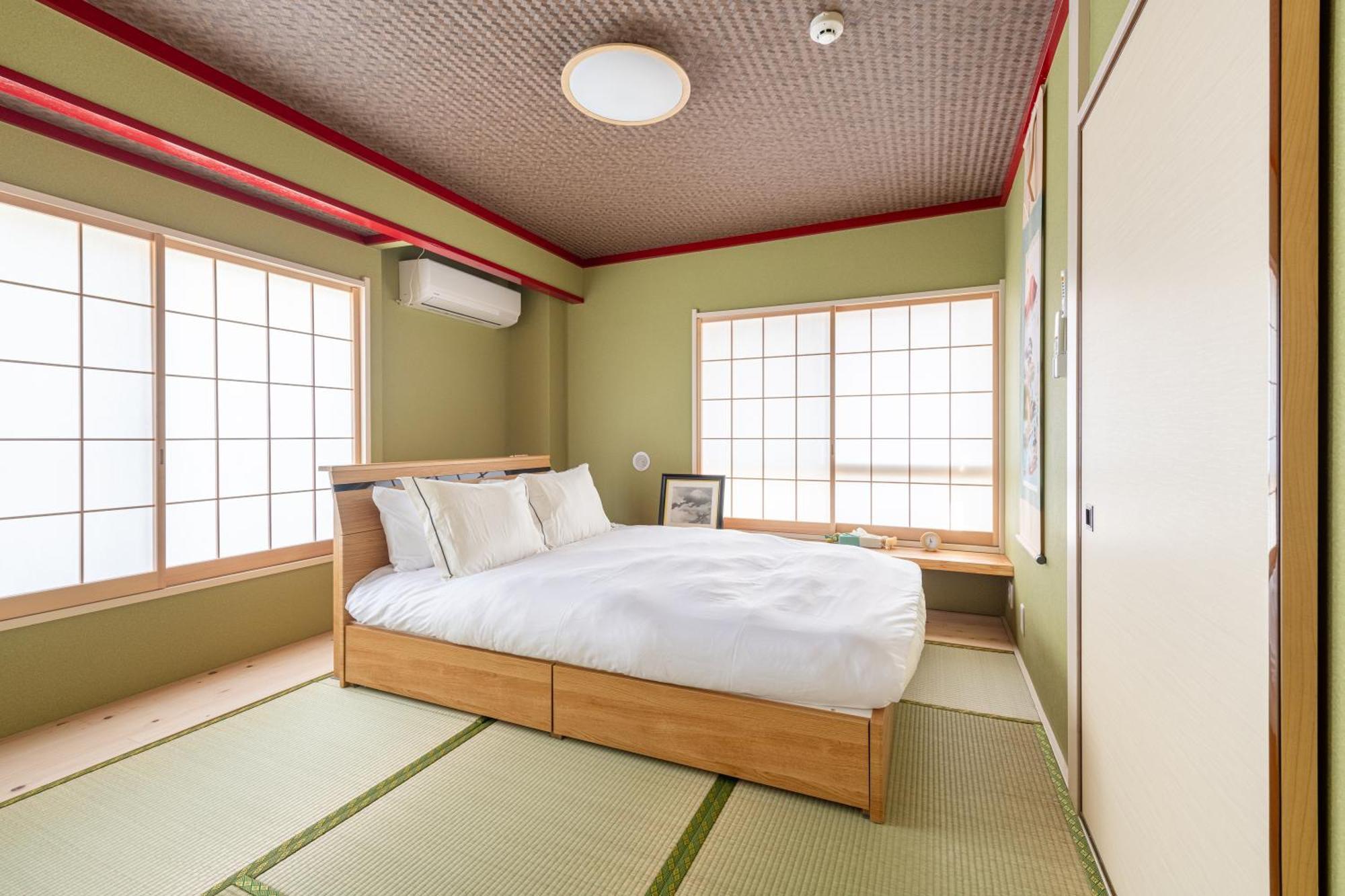 Apartment Peace Shinjuku Tokyo