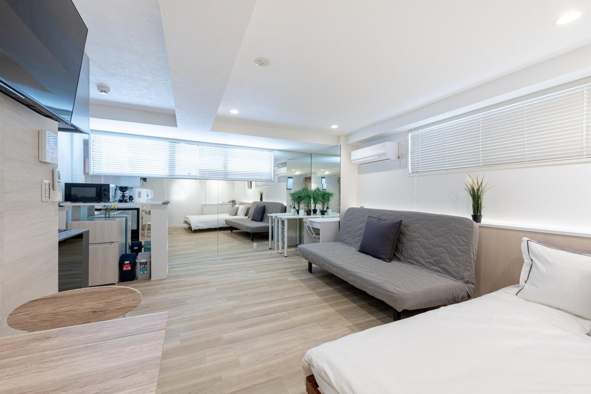 Peace Shinjuku Apartment