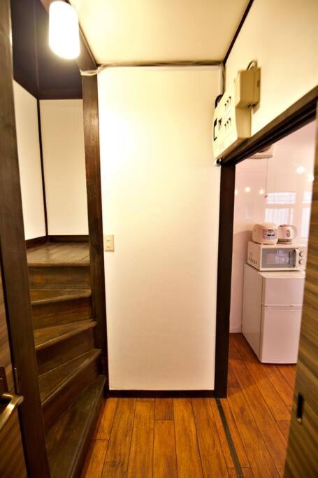 Apartment Tomarie Horikiri Residential Tokyo
