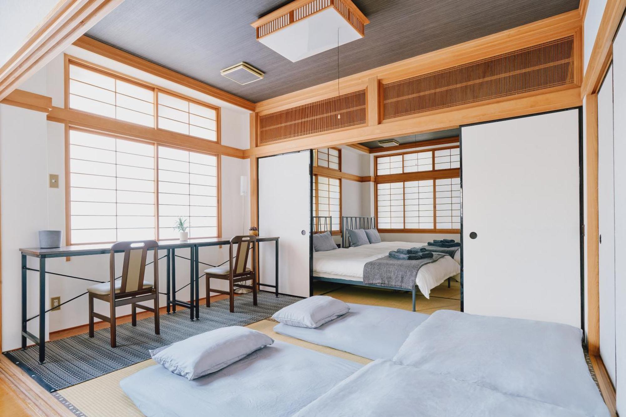 Japanese Tradition Evergreen Apartment