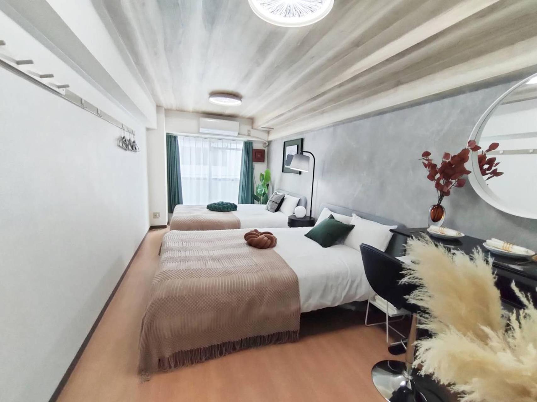 Apartment X43新宿中心 超级商圈 交通枢纽 新宿车站8分钟 最大4人 Shinjuku Center 8 Mins To St Max 4p 直达新宿 涉谷 表参道 品川 池袋 上野 代代木 银座 原宿 Tokyo