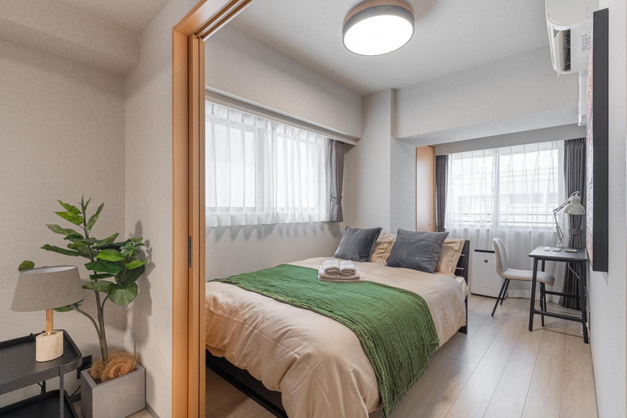 Across Akihabara Guest house *