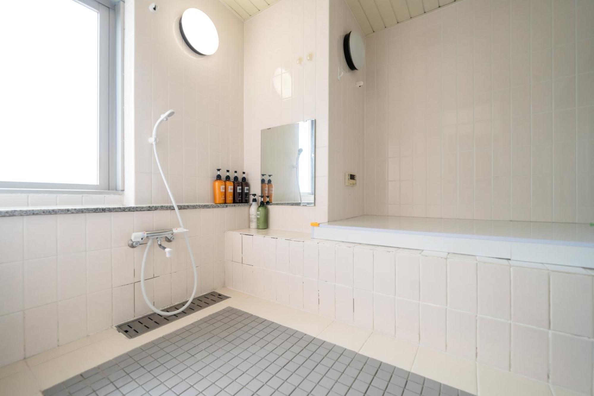 Skyview Serenity Duplex Shinjuku Apartment *