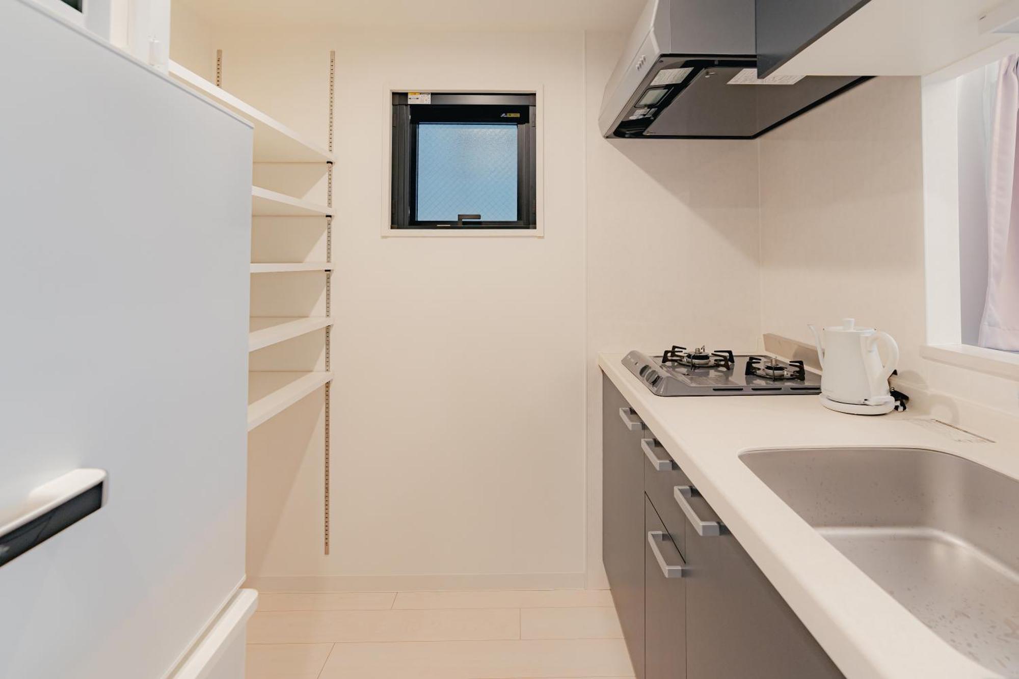 Unito Otsuka Apartment *