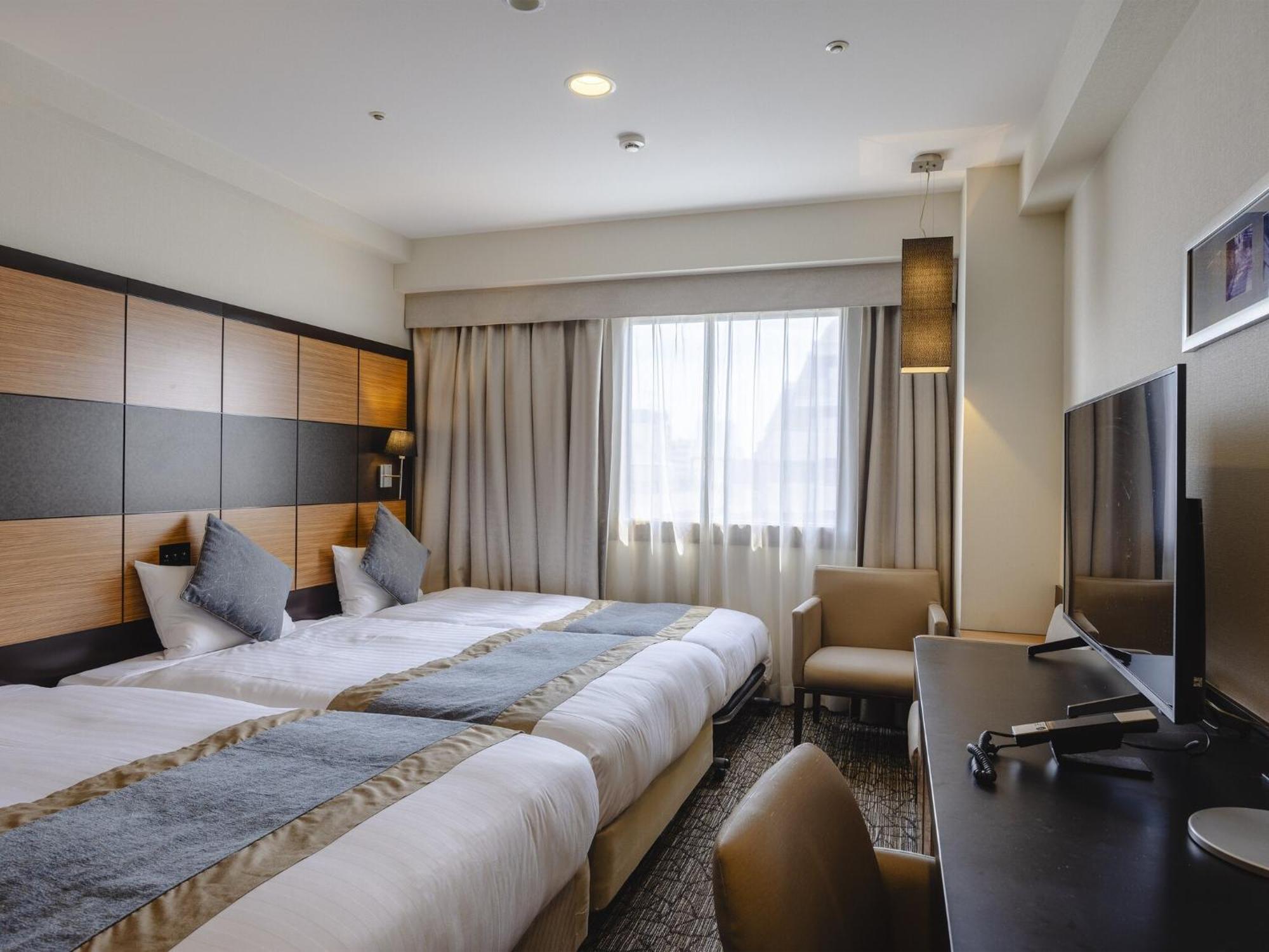 Wing International Premium Yotsuya Hotel
