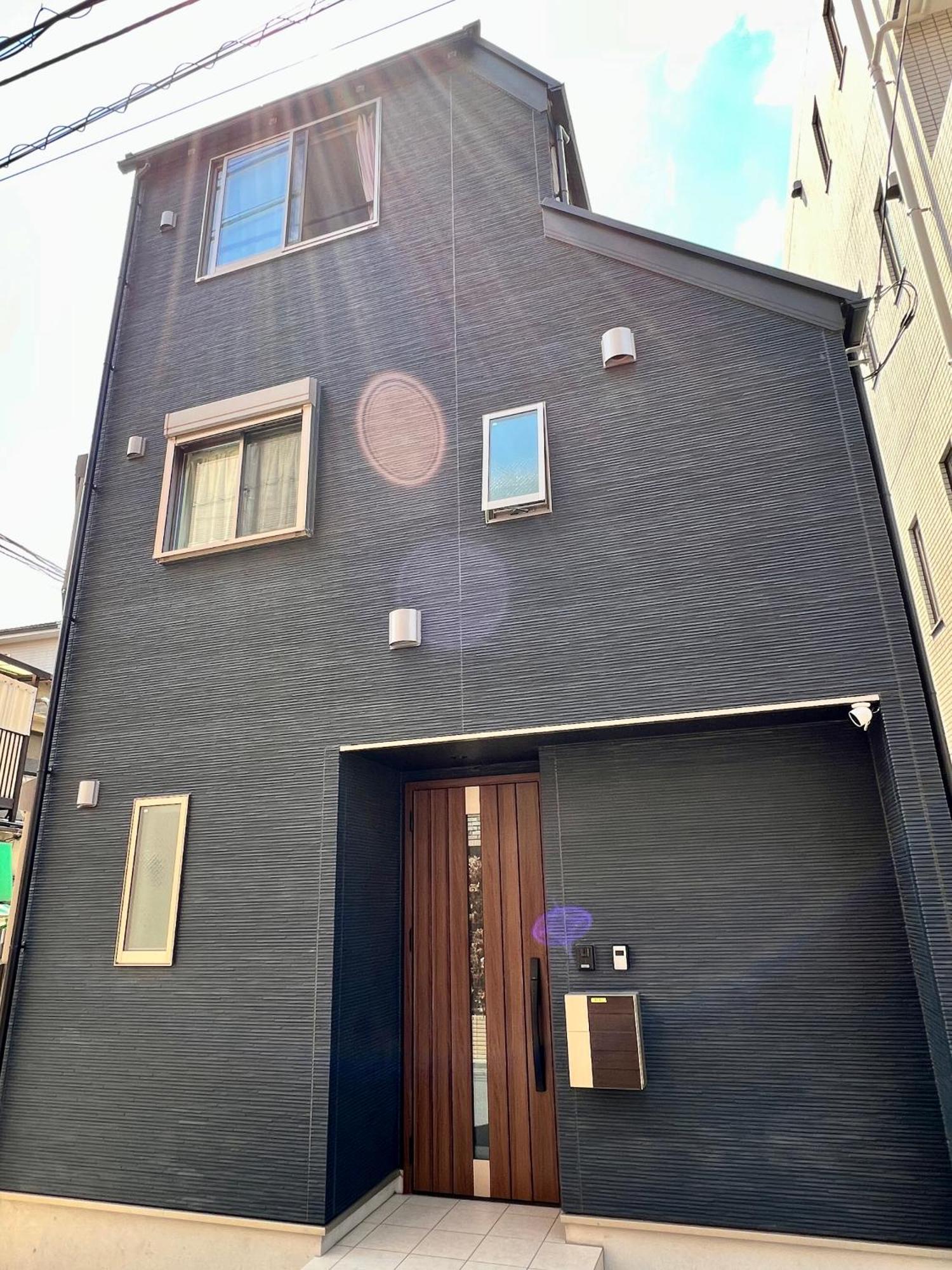 Brand New Modern Haven 7-min Walk To Shinkoenji Station 9-min Train To Shinjuku Holiday home *