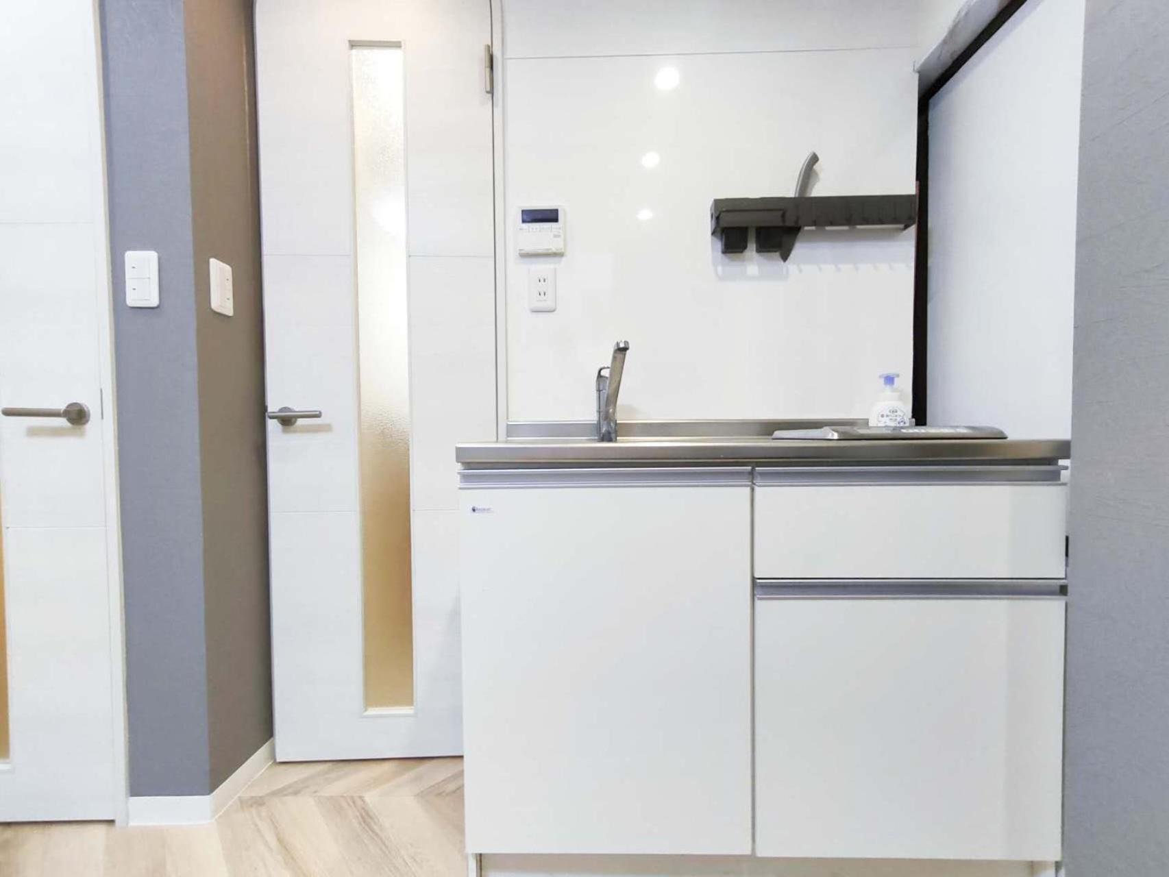 Apartment 全新装修 两室一厅 Max 6p 免费无线网络 *