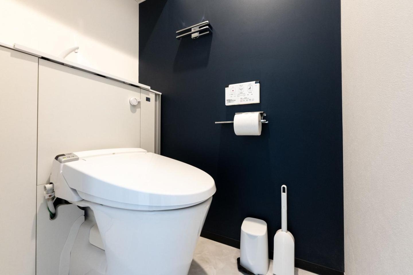 Luxe Minami Aoyama Apartment