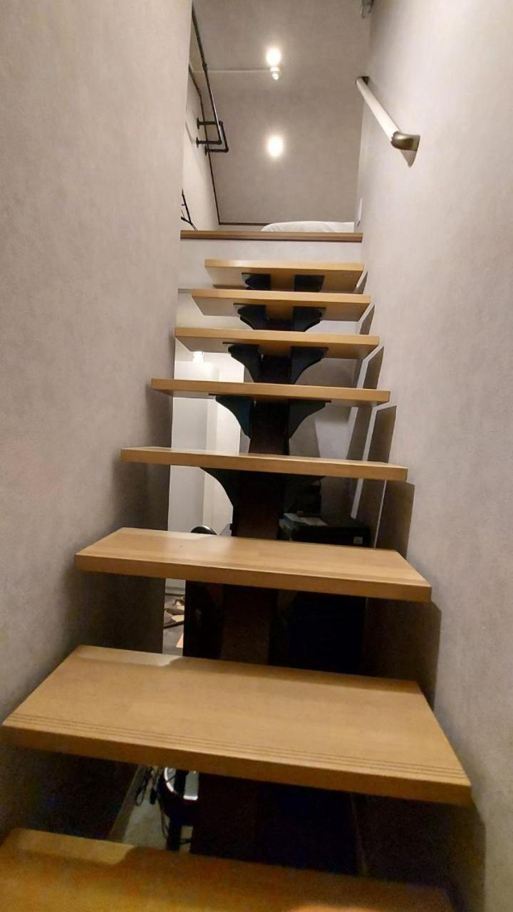 ルーチェ西新宿 Apartment