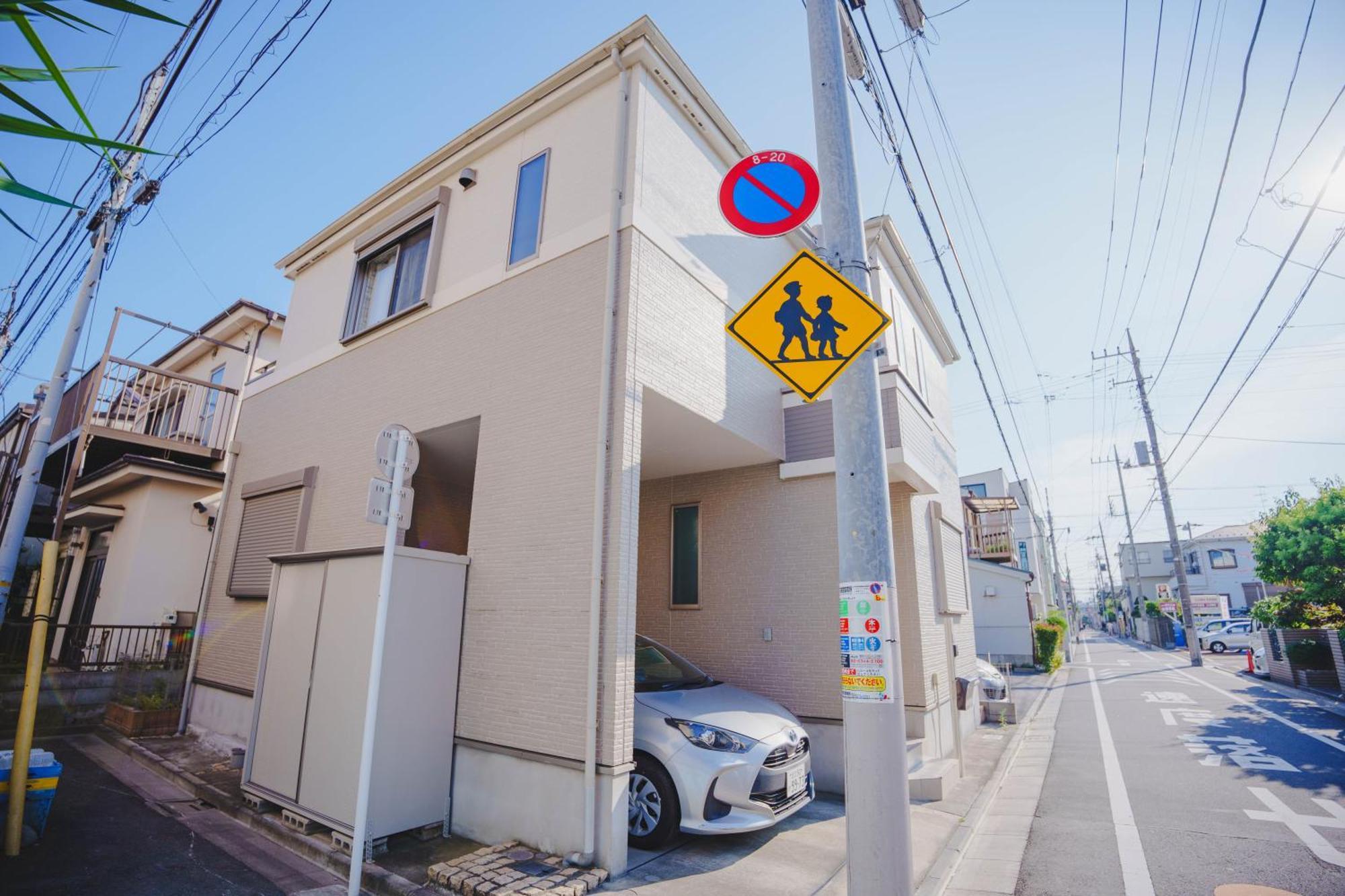 三吉ハウス 秋葉原15分 スカイツリー22分 上野22分 東京駅25分 ディズニー25分 雷門25分 新宿29分 Tokyo
