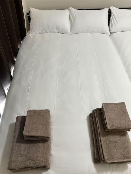 Apartment Fuji Flat 新大久保駅から徒歩20秒 新宿駅も徒歩15分 有名レストラン多数 歌舞伎町も歩いて行けます *