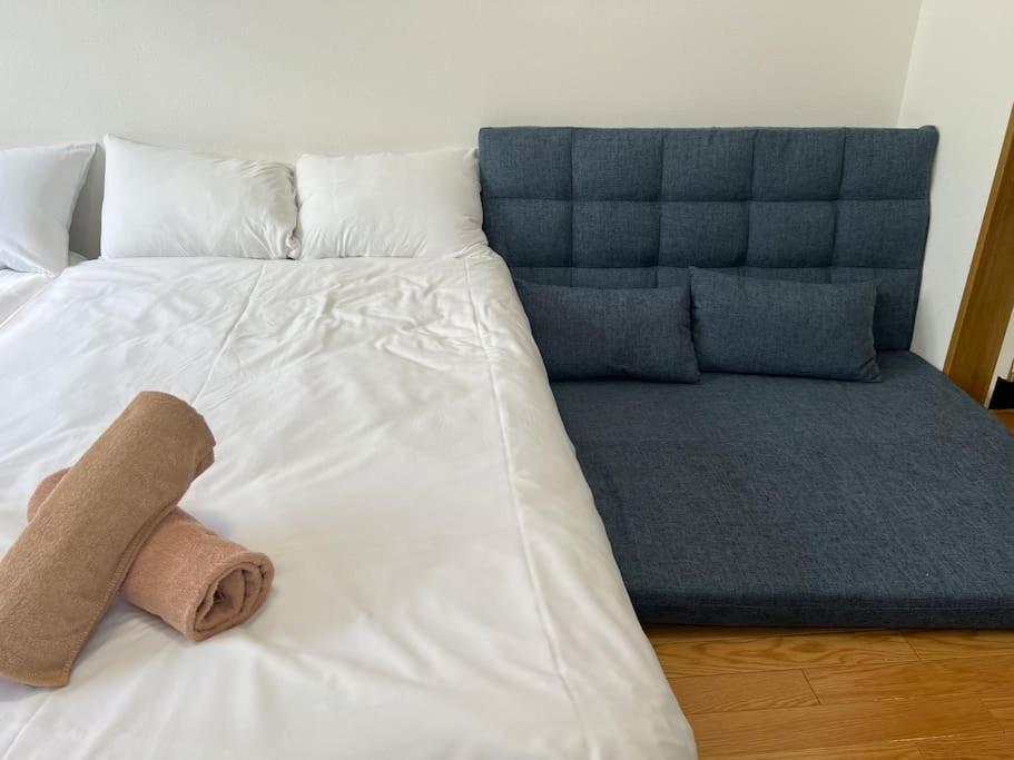 Apartment Fuji Flat 新大久保駅から徒歩20秒 新宿駅も徒歩15分 有名レストラン多数 歌舞伎町も歩いて行けます *