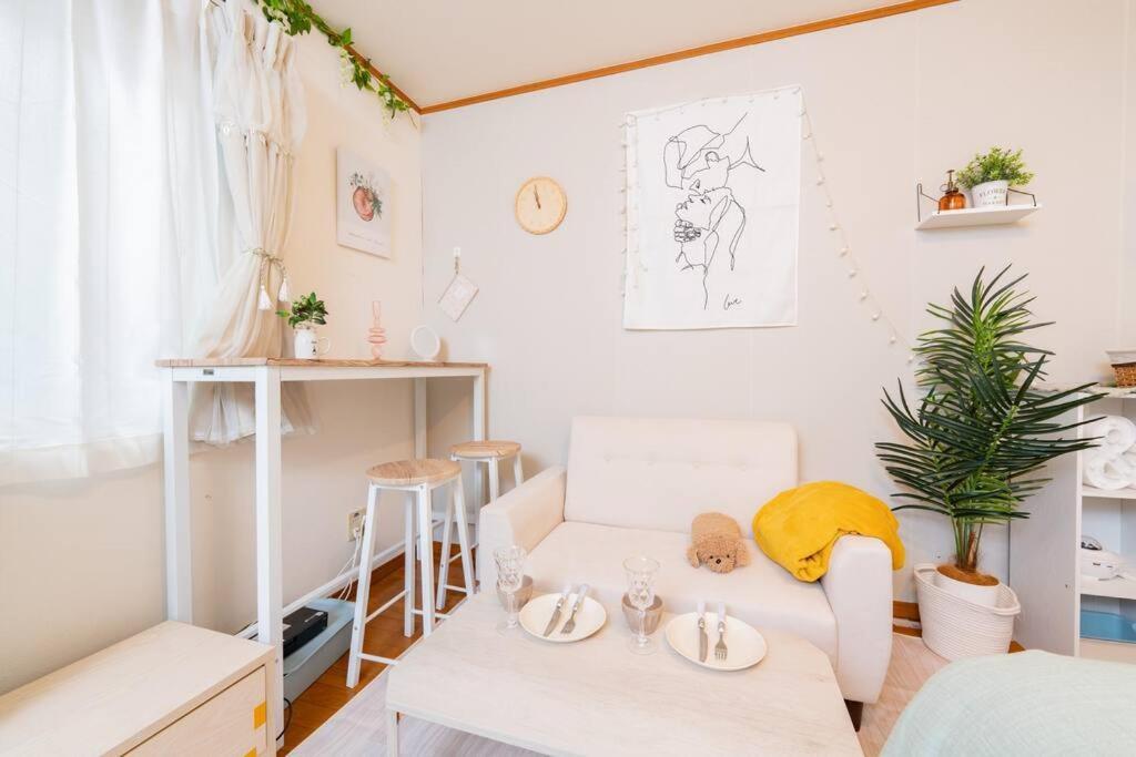 Shinjuku Area Convenient Access For Sightseeing Apartment *