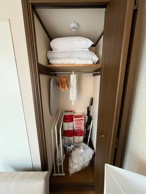 Apartment 弥生町1丁目206