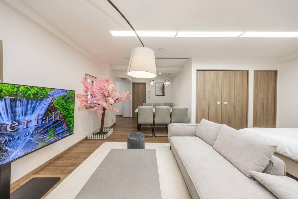 Apartment 渋谷駅電車1分 恵比寿駅徒歩2分 85平米最大6名 東京 新宿 上野 銀座 池袋 築地直通 *