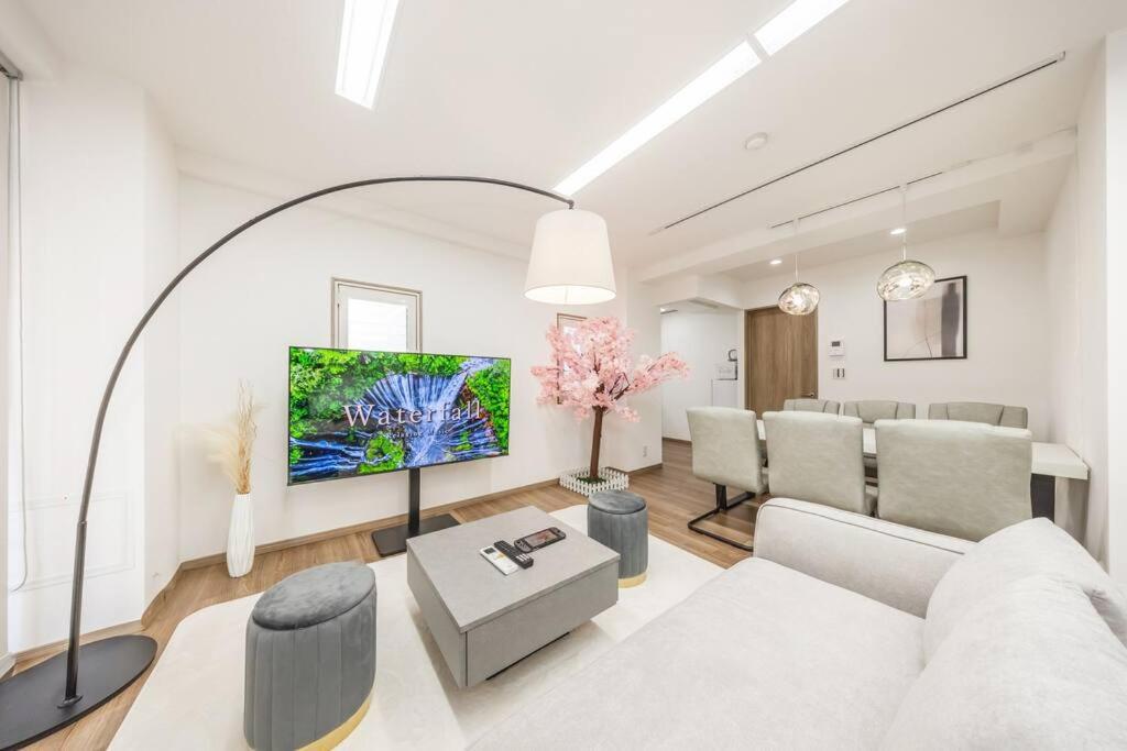 Apartment 渋谷駅電車1分 恵比寿駅徒歩2分 85平米最大6名 東京 新宿 上野 銀座 池袋 築地直通 Tokyo