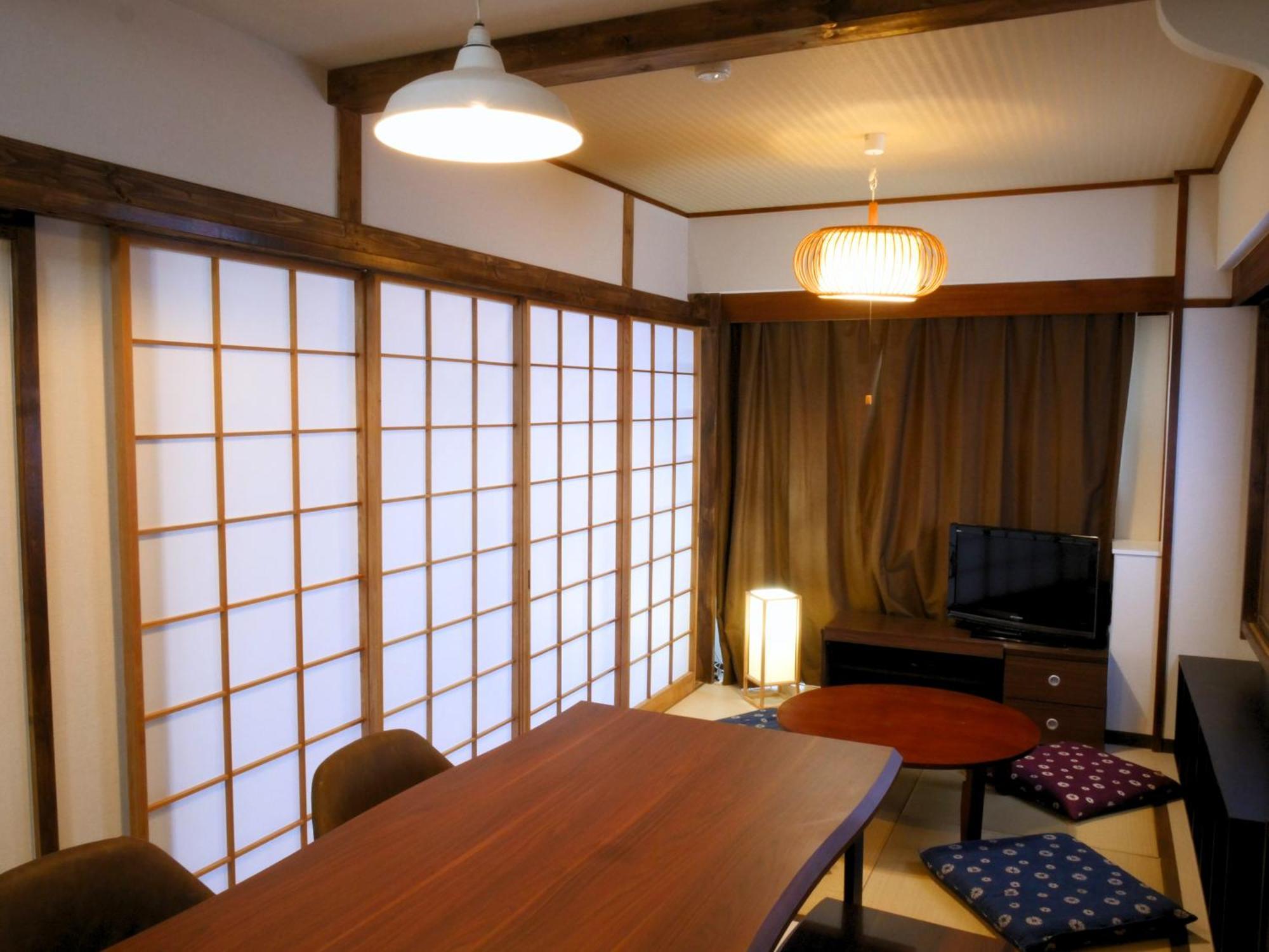 Amber Iidabashi * Tokyo